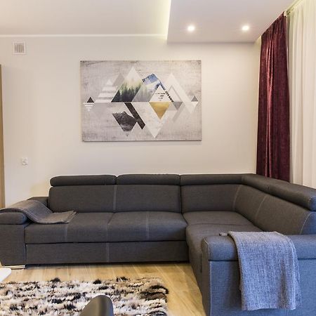 Udanypobyt Apartament Sniezny Lägenhet Zakopane Exteriör bild